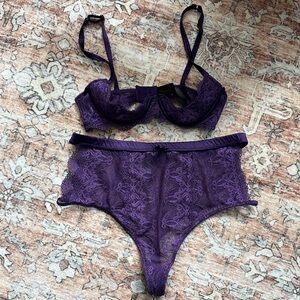 Frederick's of Hollywood Deep Purple Lace Bra Set